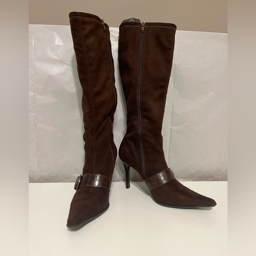 Vintage Brown Tall Knee High Boots